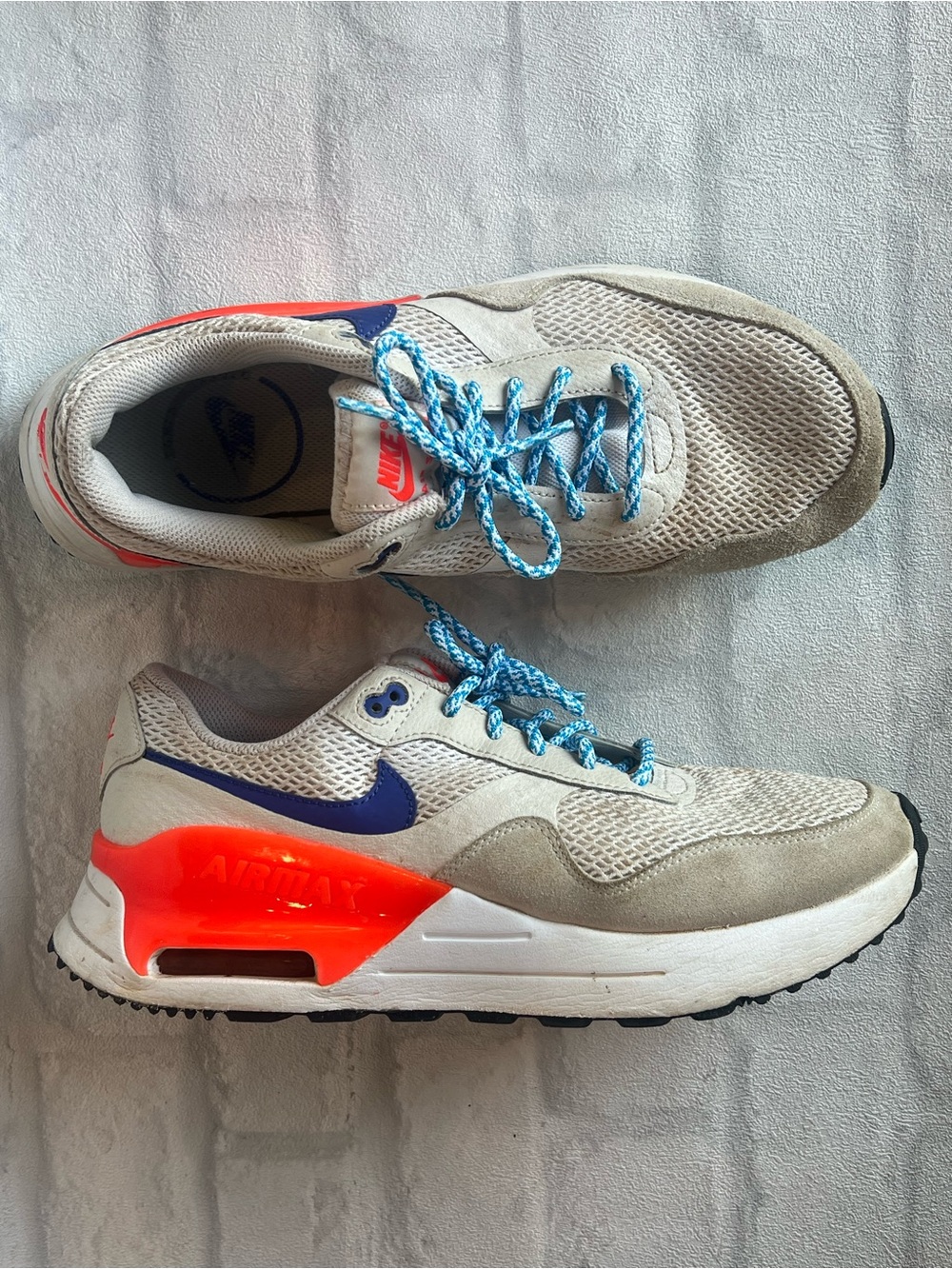 Nike Air Max SYSTM Sneakers y2k
